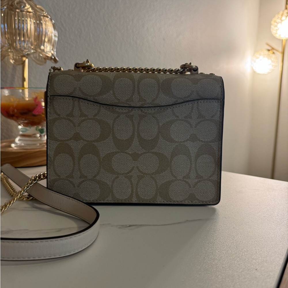 Klare Crossbody Coach Tan and Gold Women's Bag - Picture 9 of 11